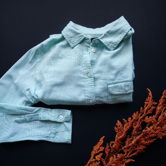 UO | BDG • Pastel Button-Down Shirt - Picture 2 of 4